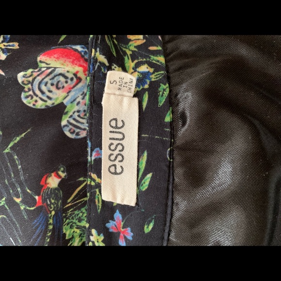 Essue Black Patterned Skirt Size XS - Picture 2 of 3